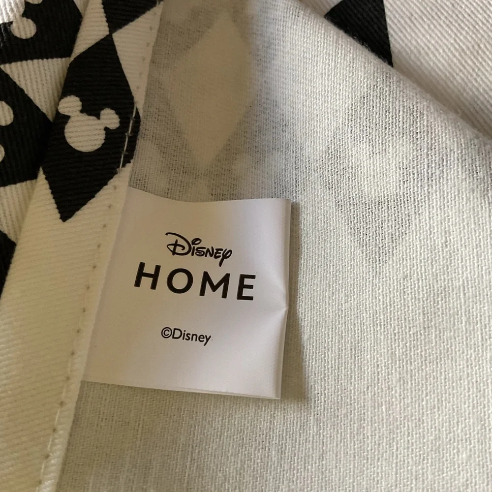 DISNEY SET OF 2 COTTON TEA DISH TOWELS MICKEY MOUSE BLACK AND WHITE NWT